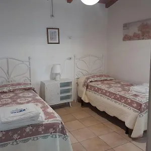 https://appartamenti-morcone.it-tuscanyhotel.com